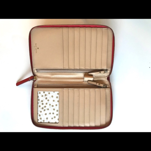 Kate Spade Genuine Leather Large Zip Travel Wallet - Picture 2 of 4